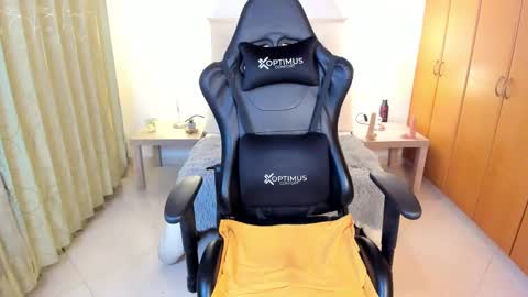 Fernanda online show from March 2025 04:07:01 AM