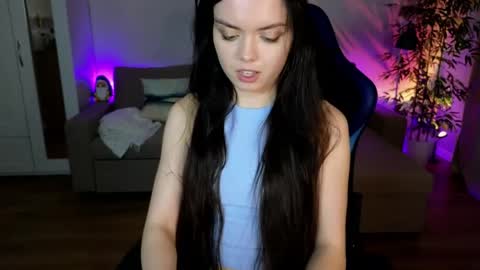 Julia online show from April 2026 05:30:01 PM