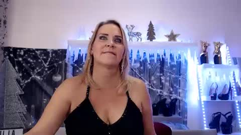 Julia online show from January 2025 08:18:01 PM