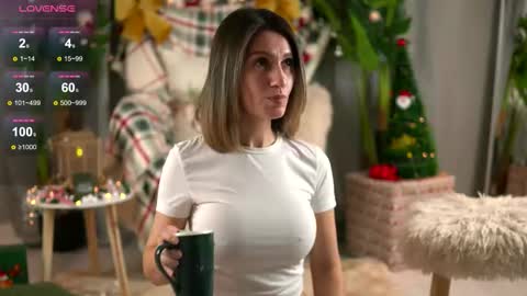 Snapshot of juliarichard chatting on December 2025 10:21:02 AM Julie online show from December 2025 10:21:02 AM