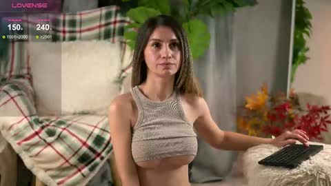 Snapshot of juliarichard chatting on February 2026 02:09:02 PM Julie online show from February 2026 02:09:02 PM