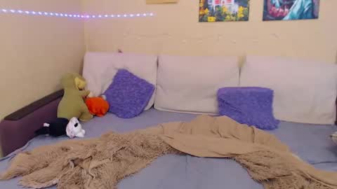 Jul online show from February 2025 09:56:02 AM