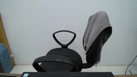 julie9x online show from March 2026 02:04:02 AM