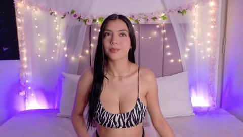 Juliet Bennet online show from May 2026 02:50:02 AM