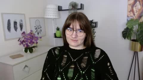 Julie online show from October 2025 01:44:01 PM