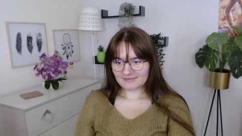 Julie online show from October 2025 01:03:02 PM