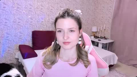 Snapshot of julie_flores chatting on December 2024 07:40:01 PM Julie online show from December 2024 07:40:01 PM