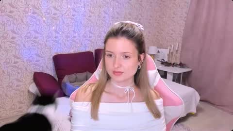 Snapshot of julie_flores chatting on January 2025 07:13:02 PM Julie online show from January 2025 07:13:02 PM