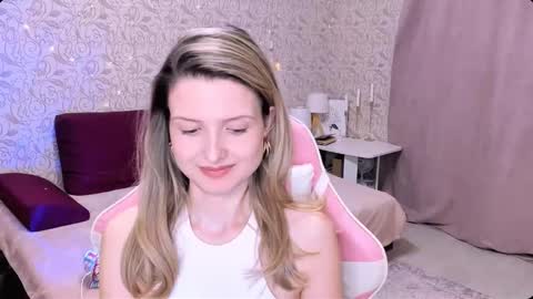 Snapshot of julie_flores chatting on February 2025 06:41:02 PM Julie online show from February 2025 06:41:02 PM