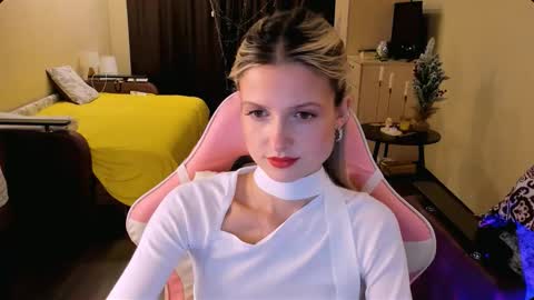 Julie online show from December 2025 02:45:02 PM