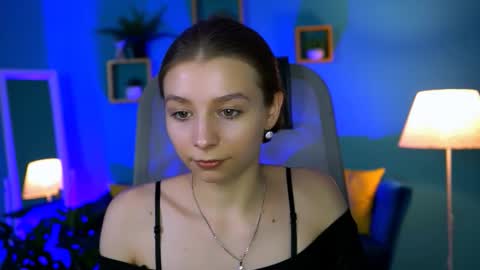 Snapshot of juliedaniel chatting on October 2025 04:31:01 AM juliedaniel online show from October 2025 04:31:01 AM