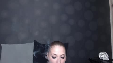 Snapshot of juliediamond chatting on October 2025 11:27:01 PM julia online show from October 2025 11:27:01 PM