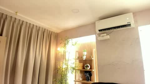 Juliet online show from May 2026 03:02:02 AM