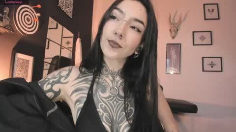 juliet_sourire online show from May 2026 01:51:02 PM