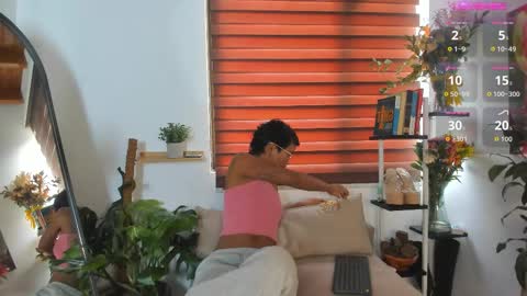 Juli online show from November 2025 05:38:01 PM