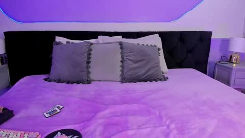 Snapshot of julieta_cortes__ chatting on September 2025 11:55:02 AM Julieta online show from September 2025 11:55:02 AM