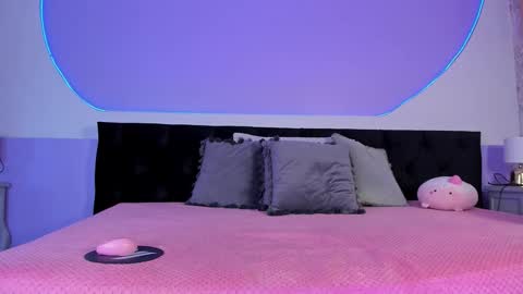 Snapshot of julieta_cortes__ chatting on October 2025 11:51:02 AM Julieta online show from October 2025 11:51:02 AM