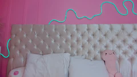 Snapshot of julieta_cortes__ chatting on February 2026 12:02:01 PM Julieta online show from February 2026 12:02:01 PM