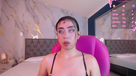 Snapshot of julieta_de_los_angeles chatting on February 2025 03:36:01 AM Julieta online show from February 2025 03:36:01 AM