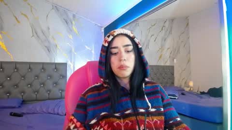 Snapshot of julieta_de_los_angeles chatting on February 2025 06:47:02 AM Julieta online show from February 2025 06:47:02 AM