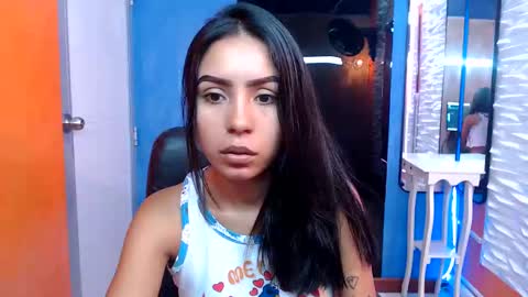 julieta_fn online show from November 2025 01:35:02 PM