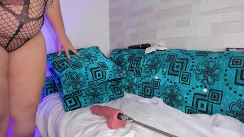 Mitchell  Independent model online show from February 2026 01:26:01 AM