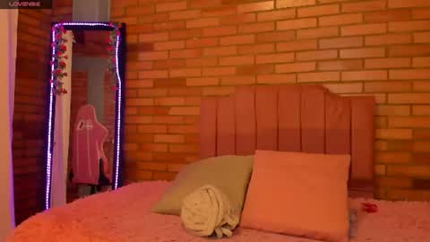 Julieta online show from July 2026 02:39:01 AM