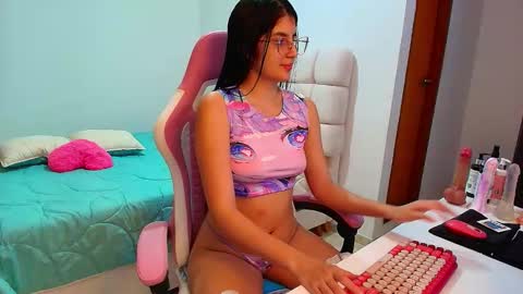 julieta_rose19 online show from November 2025 01:37:01 AM