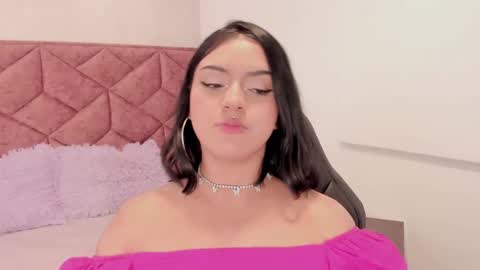 Snapshot of julieta_sweett20 chatting on October 2025 01:07:01 PM Julieta online show from October 2025 01:07:01 PM