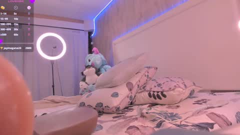 Snapshot of julietavargas chatting on January 2025 04:16:02 PM Julieta Vargas online show from January 2025 04:16:02 PM