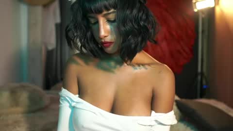julietawinona online show from April 2026 04:42:02 PM