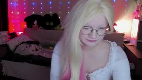 Juli online show from June 2026 02:05:01 AM