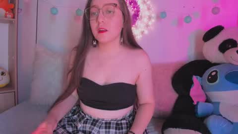 Julietha  online show from February 2025 08:04:01 PM