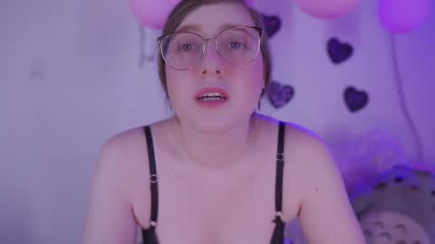 Julietha  online show from February 2025 10:25:01 PM