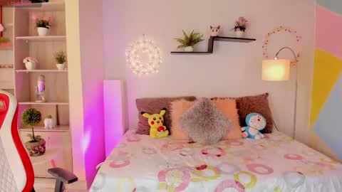 Julietha  online show from February 2025 06:21:02 PM