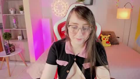 Julietha  online show from March 2025 03:31:01 PM