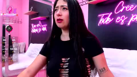 Snapshot of juliethcruz chatting on January 2026 10:50:01 AM online show from January 2026 10:50:01 AM