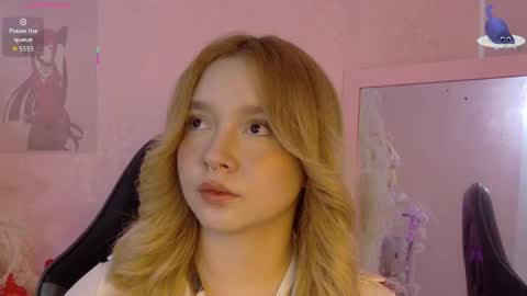 Julieth online show from June 2026 11:20:01 PM