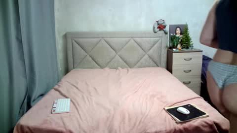 Julietkitty online show from December 2024 09:54:02 AM