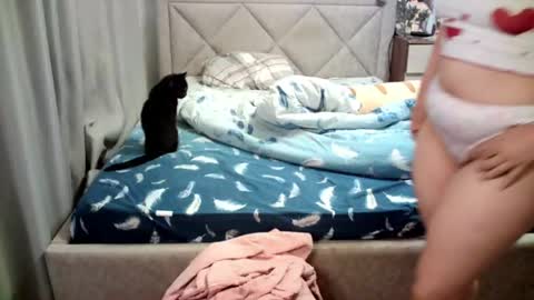Julietkitty online show from June 2026 05:46:02 AM