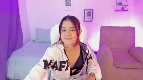 Julietta Cooper  online show from July 2026 03:08:01 AM