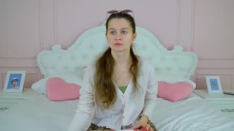Snapshot of juliettatiffani chatting on May 2026 04:20:01 AM juliettatiffani online show from May 2026 04:20:01 AM