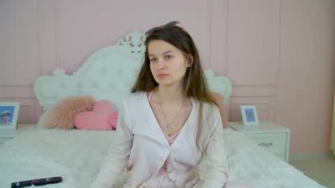 Snapshot of juliettatiffani chatting on June 2026 04:18:02 AM juliettatiffani online show from June 2026 04:18:02 AM
