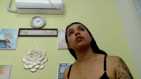 Snapshot of juliette18rose chatting on May 2026 12:16:02 AM juliette18rose online show from May 2026 12:16:02 AM