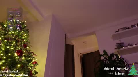 Snapshot of juliette_dee chatting on December 2024 01:30:01 AM Juliette Dee online show from December 2024 01:30:01 AM