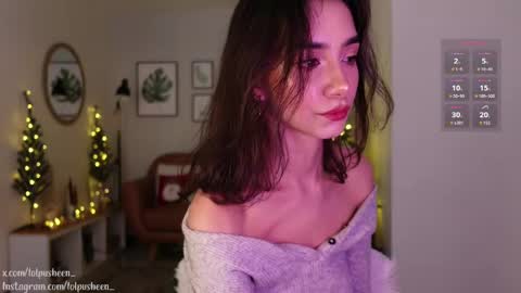 Snapshot of juliette_dee chatting on December 2024 07:11:02 PM Juliette Dee online show from December 2024 07:11:02 PM