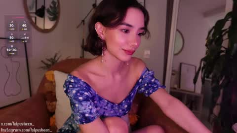 Snapshot of juliette_dee chatting on January 2025 09:34:01 PM Juliette Dee online show from January 2025 09:34:01 PM