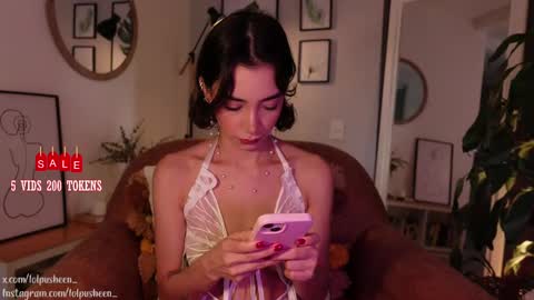 Snapshot of juliette_dee chatting on January 2025 10:02:01 PM Juliette Dee online show from January 2025 10:02:01 PM