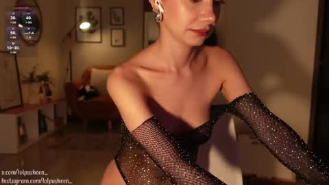 Snapshot of juliette_dee chatting on March 2025 10:54:01 PM Juliette Dee online show from March 2025 10:54:01 PM