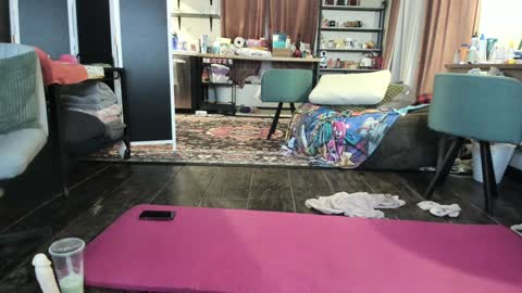 Snapshot of juliette_garden chatting on January 2025 02:49:02 AM Here most days 3 online show from January 2025 02:49:02 AM